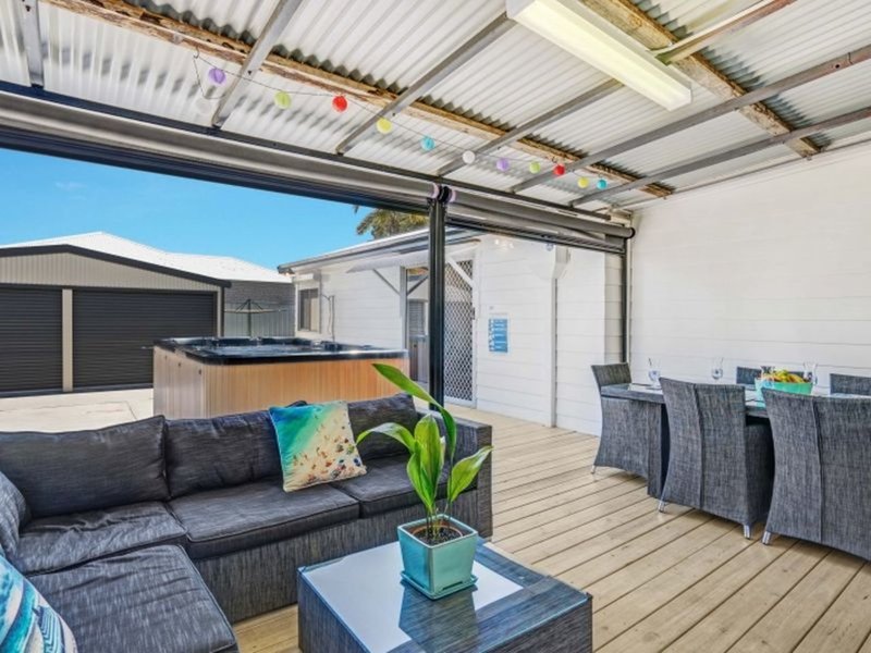 Photo - 15 George Street, Swansea NSW 2281 - Image 6