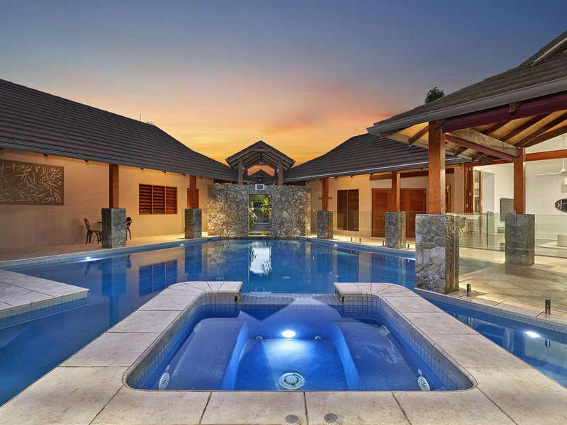 Photo - 15 Gibson Close, Clifton Beach QLD 4879 - Image 1