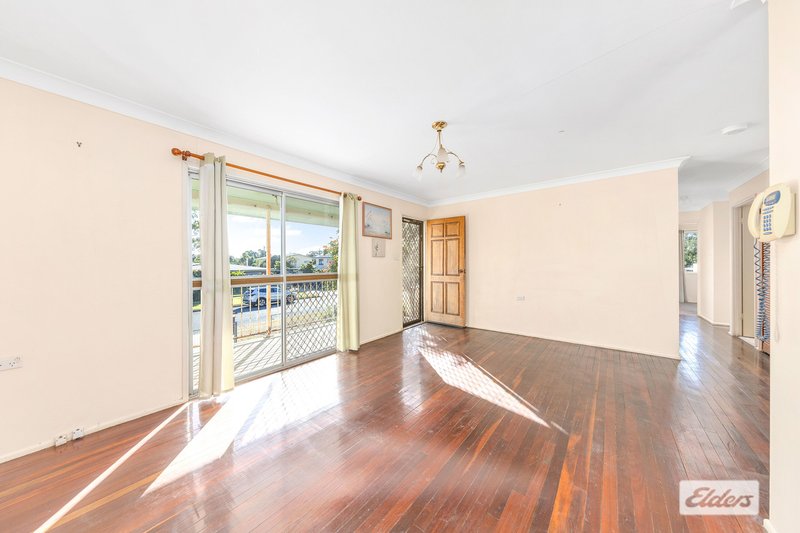 Photo - 15 Gibson Grove, Emerald QLD 4720 - Image 2
