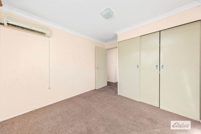 Photo - 15 Gibson Grove, Emerald QLD 4720 - Image 6