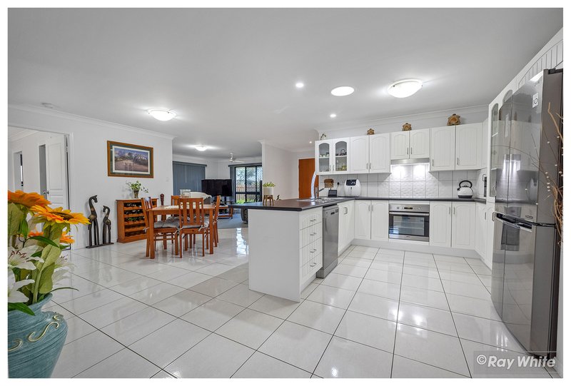 Photo - 15 Gilmore Court, Gracemere QLD 4702 - Image 11