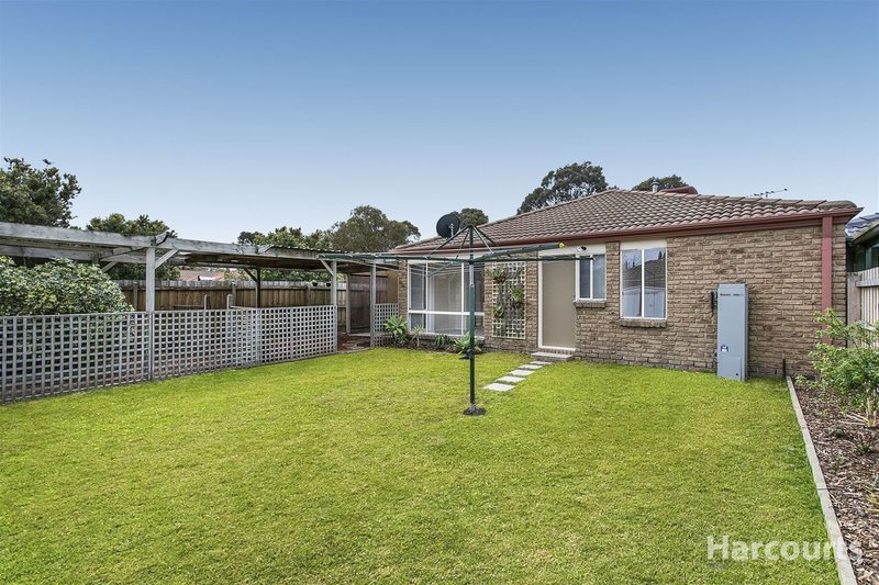 Photo - 15 Gilmore Crescent, Lynbrook VIC 3975 - Image 8