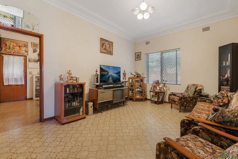 Photo - 15 Gilmore Street, Cabramatta NSW 2166 - Image 3