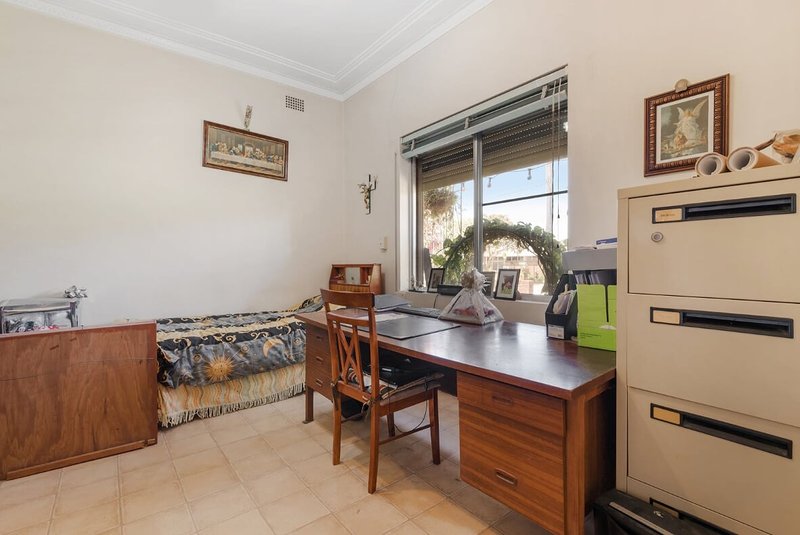 Photo - 15 Gilmore Street, Cabramatta NSW 2166 - Image 5