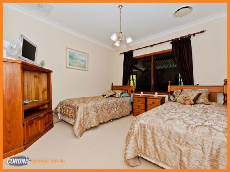 Photo - 15 Gladrose Crescent, Wongawallan QLD 4210 - Image 7