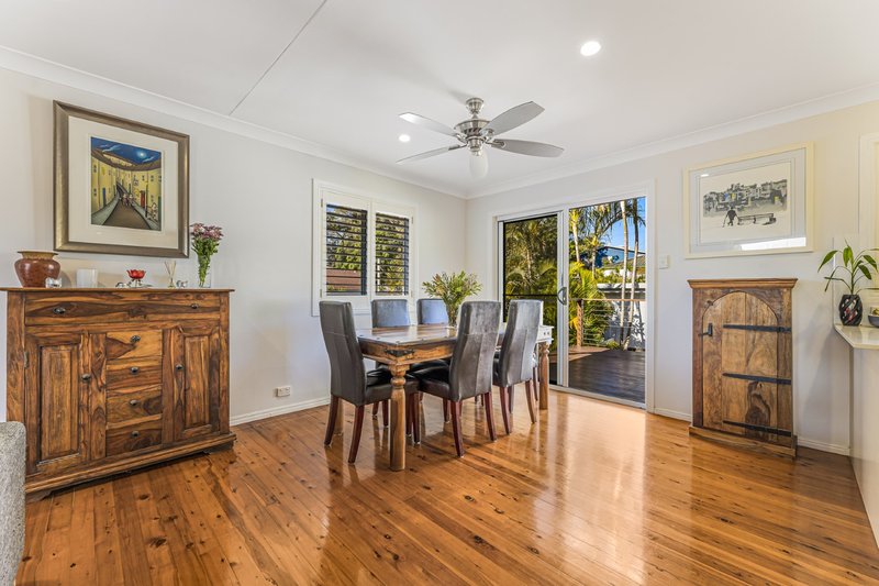 Photo - 15 Gladstone Parade, Moffat Beach QLD 4551 - Image 7