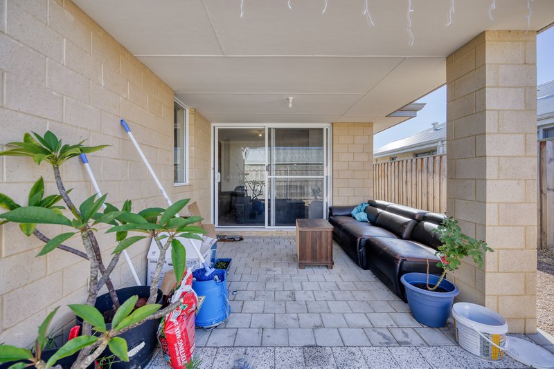 Photo - 15 Glamorgan Loop, Ellenbrook WA 6069 - Image 17