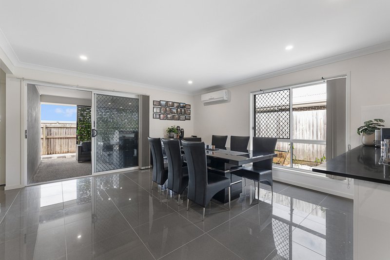 Photo - 15 Godfrey Street, Thornlands QLD 4164 - Image 2