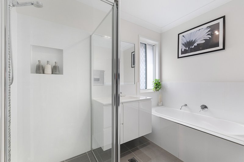 Photo - 15 Godfrey Street, Thornlands QLD 4164 - Image 9