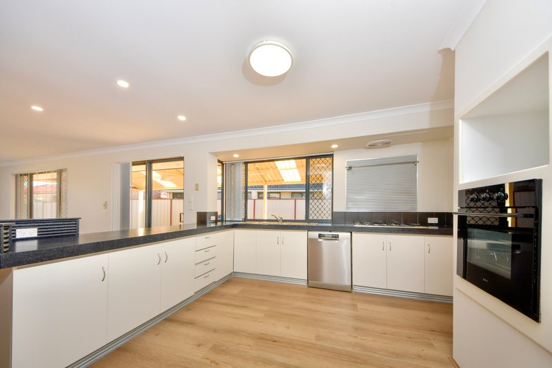 Photo - 15 Gonville Green, Port Kennedy WA 6172 - Image 9