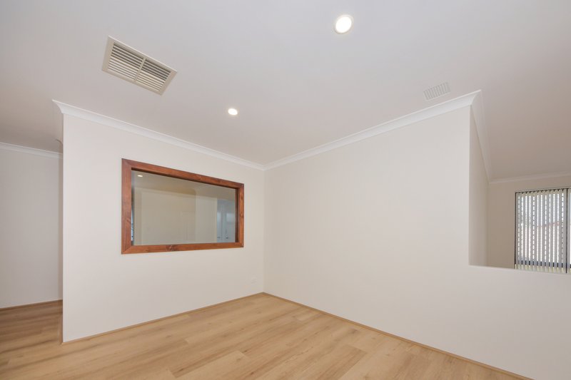 Photo - 15 Gonville Green, Port Kennedy WA 6172 - Image 11