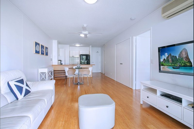 Photo - 15 Goodwin Street, Kangaroo Point QLD 4169 - Image 2