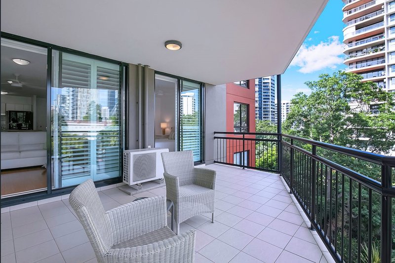 Photo - 15 Goodwin Street, Kangaroo Point QLD 4169 - Image 10