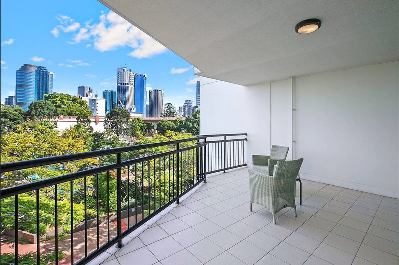 Photo - 15 Goodwin Street, Kangaroo Point QLD 4169 - Image 11