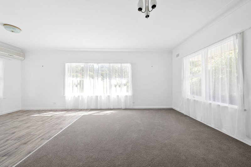 Photo - 15 Goondari Road, Allambie Heights NSW 2100 - Image 4