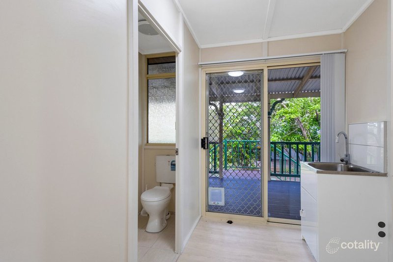 Photo - 15 Gordon Street, Capella QLD 4723 - Image 8