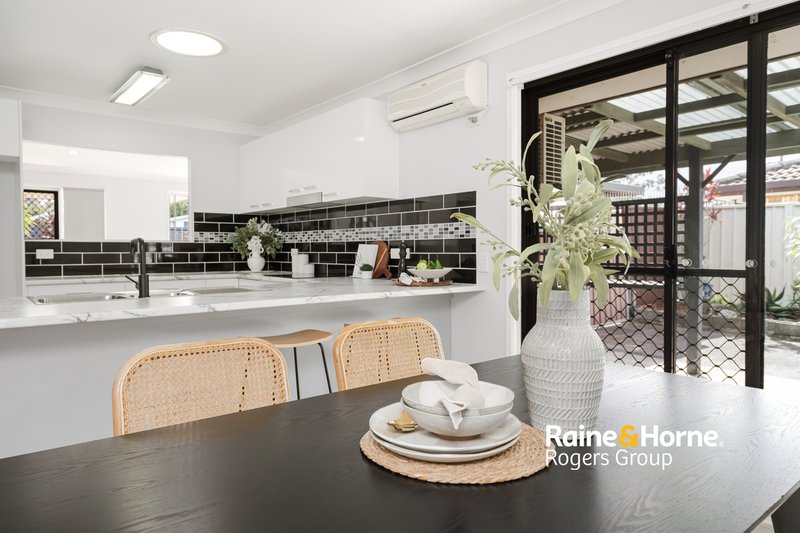 Photo - 15 Gorokan Drive, Lake Haven NSW 2263 - Image 7