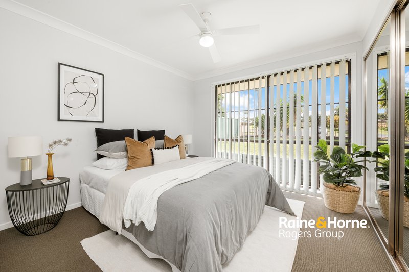 Photo - 15 Gorokan Drive, Lake Haven NSW 2263 - Image 9