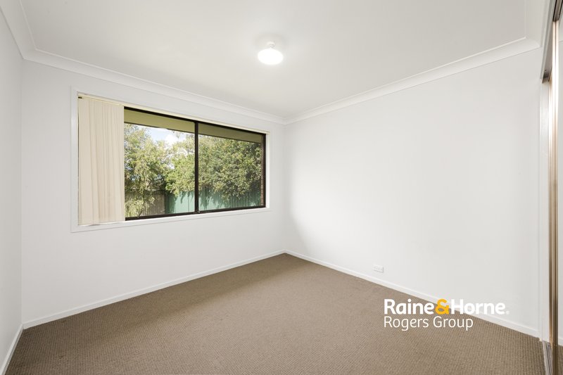 Photo - 15 Gorokan Drive, Lake Haven NSW 2263 - Image 11