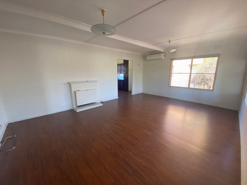 Photo - 15 Gosford Crescent, Broadmeadows VIC 3047 - Image 2