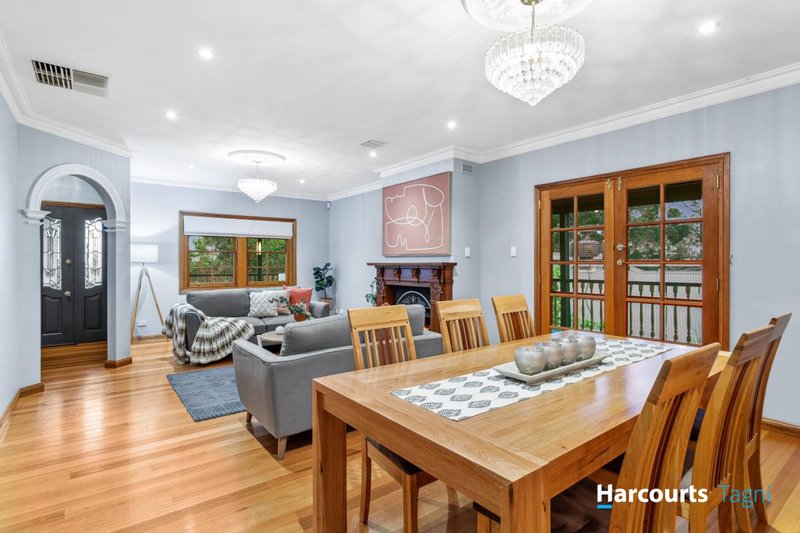 Photo - 15 Goss Road, Aberfoyle Park SA 5159 - Image 5