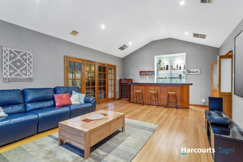 Photo - 15 Goss Road, Aberfoyle Park SA 5159 - Image 12