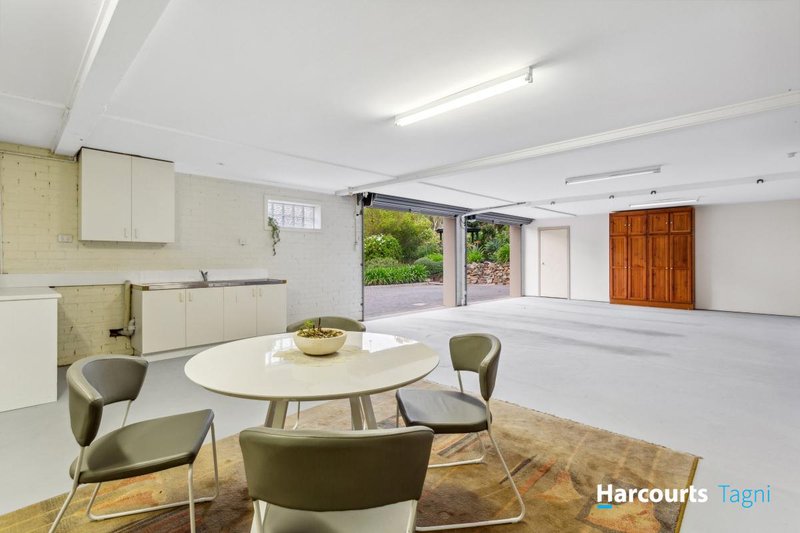 Photo - 15 Goss Road, Aberfoyle Park SA 5159 - Image 24