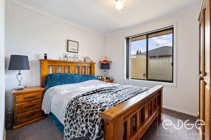 Photo - 15 Graeber Road, Smithfield SA 5114 - Image 11