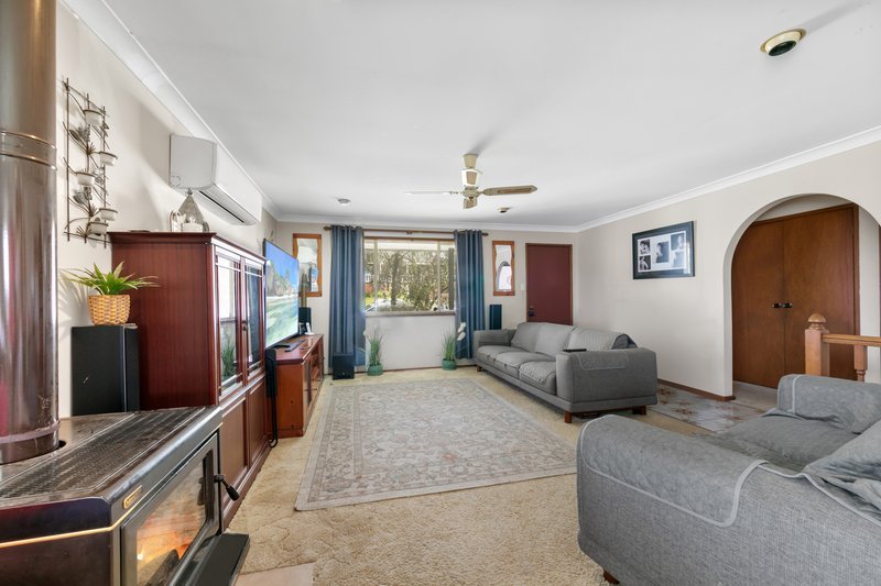 Photo - 15 Grandview Parade, Gorokan NSW 2263 - Image 4