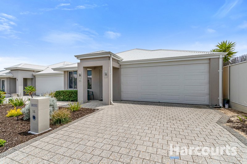 Photo - 15 Grasswren Way, Alkimos WA 6038 - Image 2