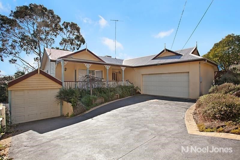 Photo - 15 Gray Street, Doncaster VIC 3108 - Image 1