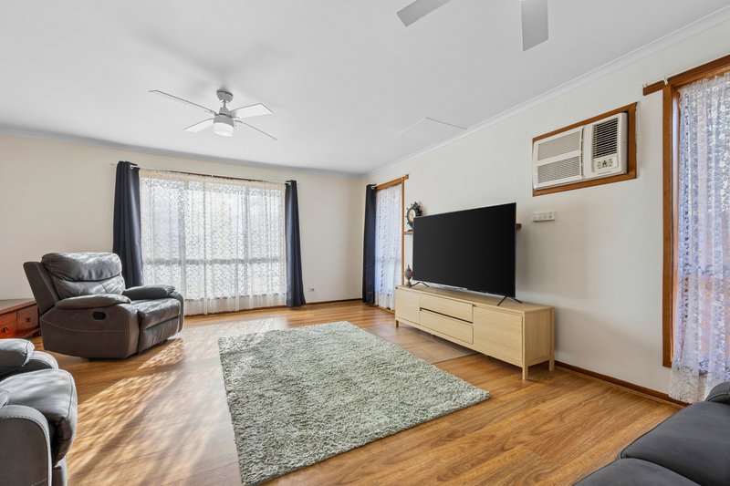 Photo - 15 Gray Street, Lismore VIC 3324 - Image 2