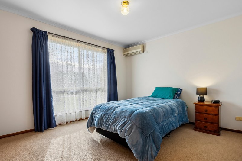 Photo - 15 Gray Street, Lismore VIC 3324 - Image 6