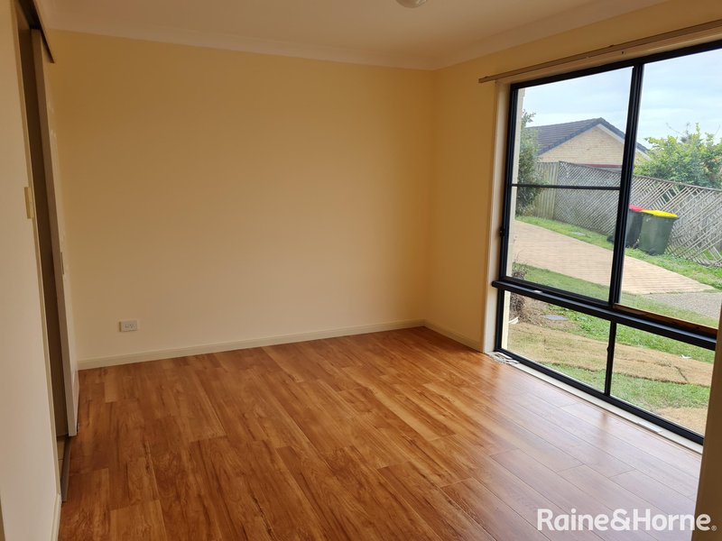 Photo - 15 Green Place, Durack QLD 4077 - Image 4