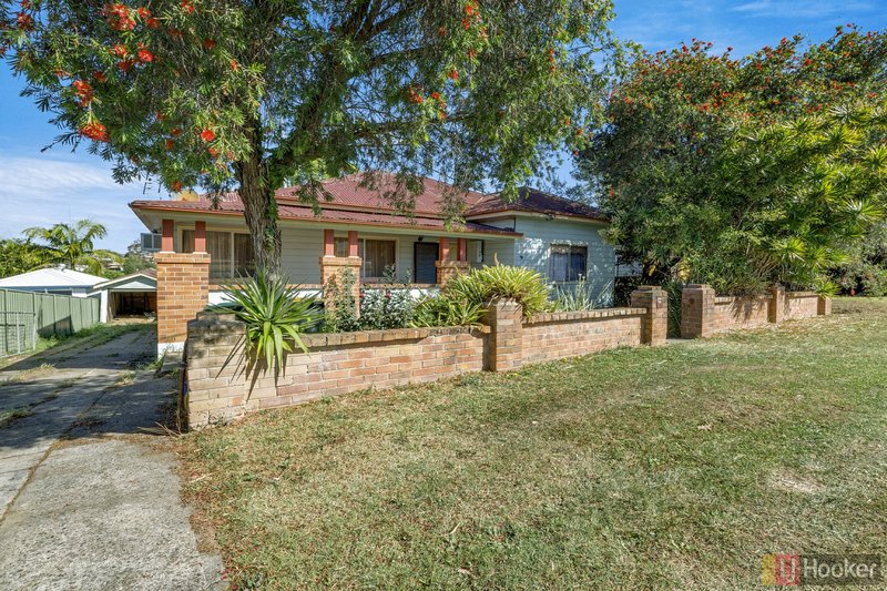 15 Greenfields Avenue, West Kempsey NSW 2440