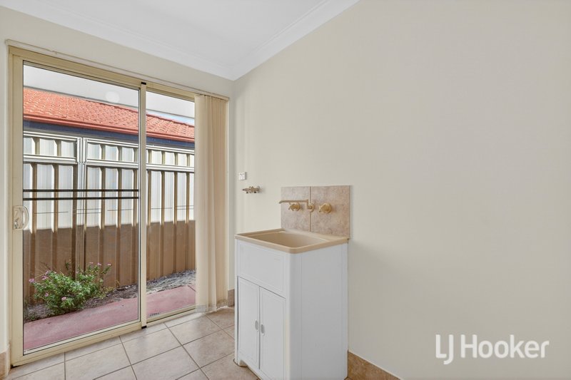 Photo - 15 Greenland Boulevard, Canning Vale WA 6155 - Image 10