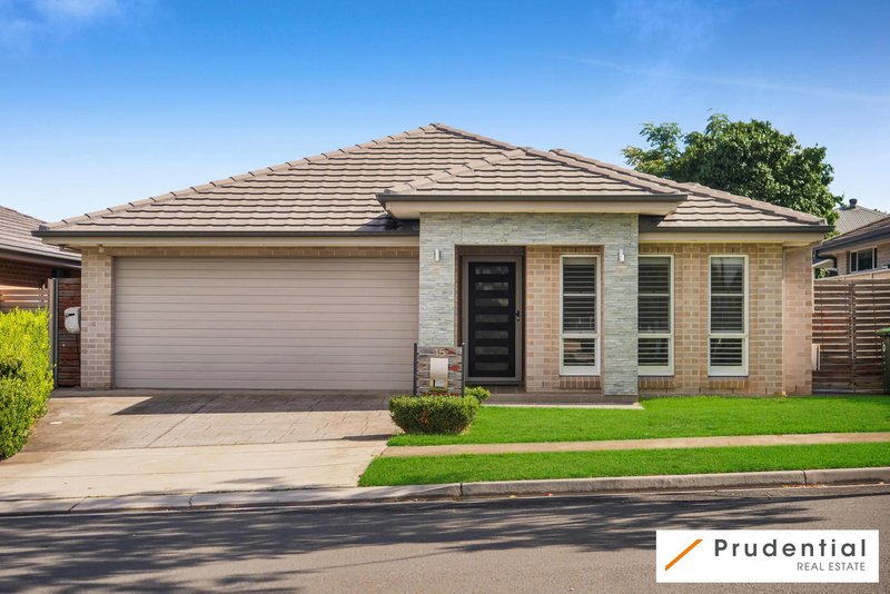 15 Grice Street, Oran Park NSW 2570