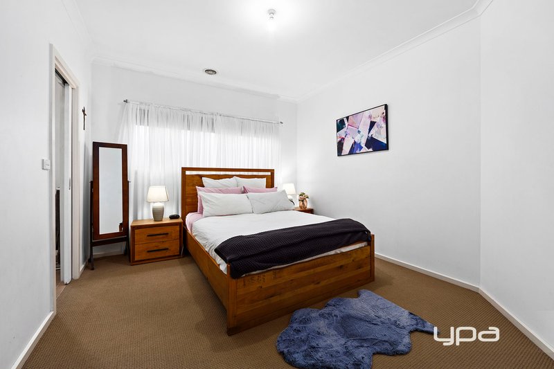 Photo - 15 Guest Avenue, Albanvale VIC 3021 - Image 6