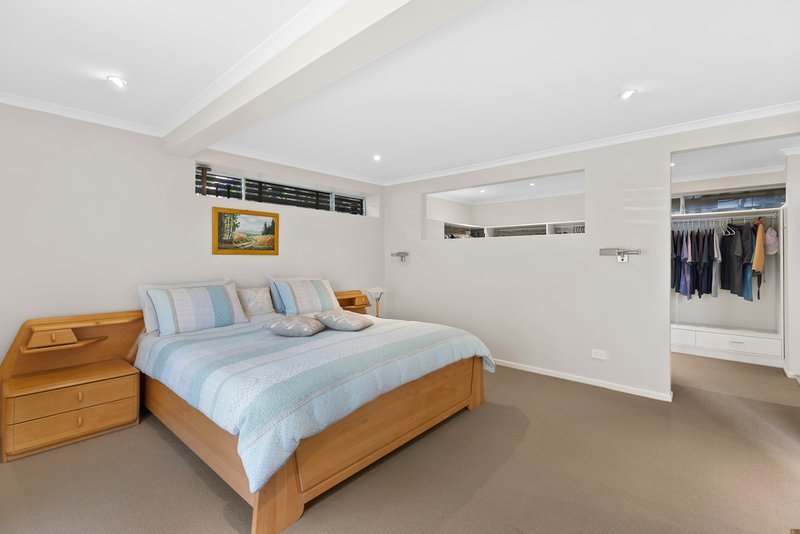 Photo - 15 Gundara Street, The Gap QLD 4061 - Image 5