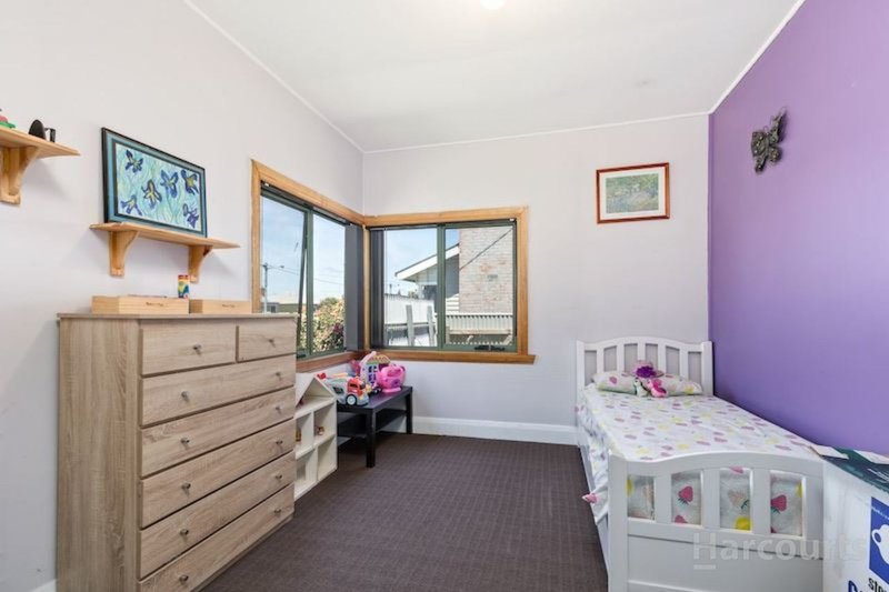 Photo - 15 Gunn Street, Devonport TAS 7310 - Image 3