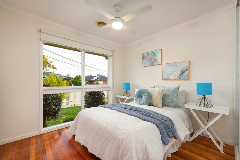 Photo - 15 Gyra Court, Bundoora VIC 3083 - Image 7