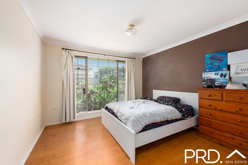 Photo - 1/5 Haddon Crescent, Revesby NSW 2212 - Image 4