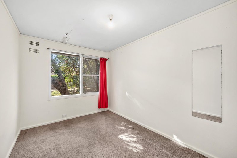 Photo - 15 Haddon Street, Hackett ACT 2602 - Image 6