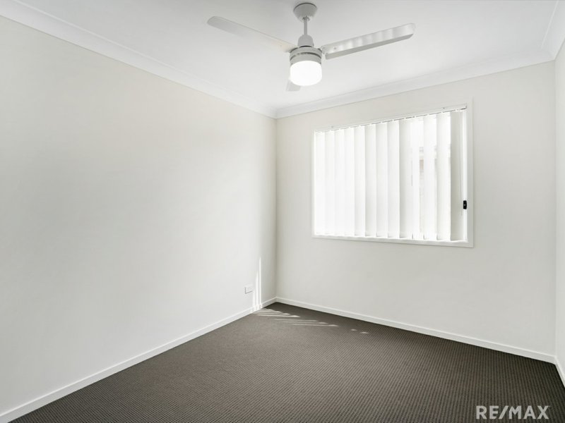 Photo - 1/5 Hamersley Street, Pimpama QLD 4209 - Image 5