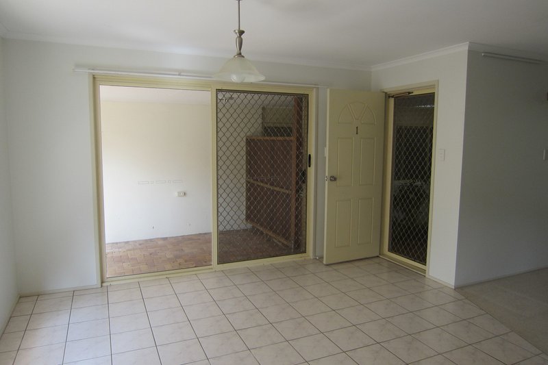 Photo - 1/5 Hamilton Street, Buderim QLD 4556 - Image 3