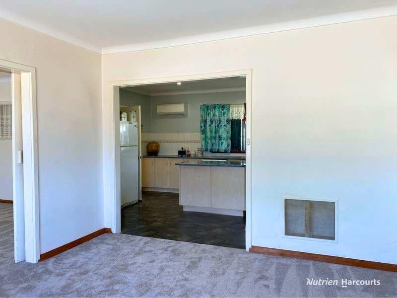 Photo - 15 Hammond Street, Kellerberrin WA 6410 - Image 10