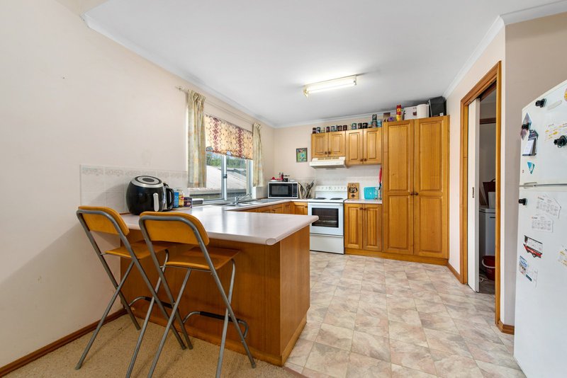 Photo - 15 Harnham Drive, Bairnsdale VIC 3875 - Image 5