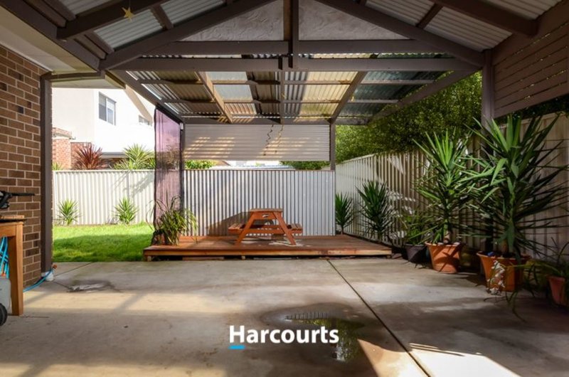 Photo - 15 Hartland Circuit, Pakenham VIC 3810 - Image 12