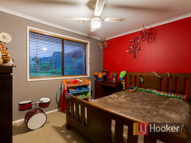 Photo - 15 Harvey Court, Hampton Park VIC 3976 - Image 12