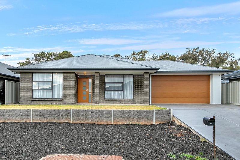 Photo - 15 Harvey Crescent, Evanston South SA 5116 - Image 1